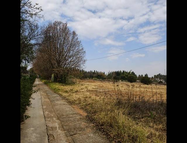 LAND FOR SALE IN GLEN AUSTIN